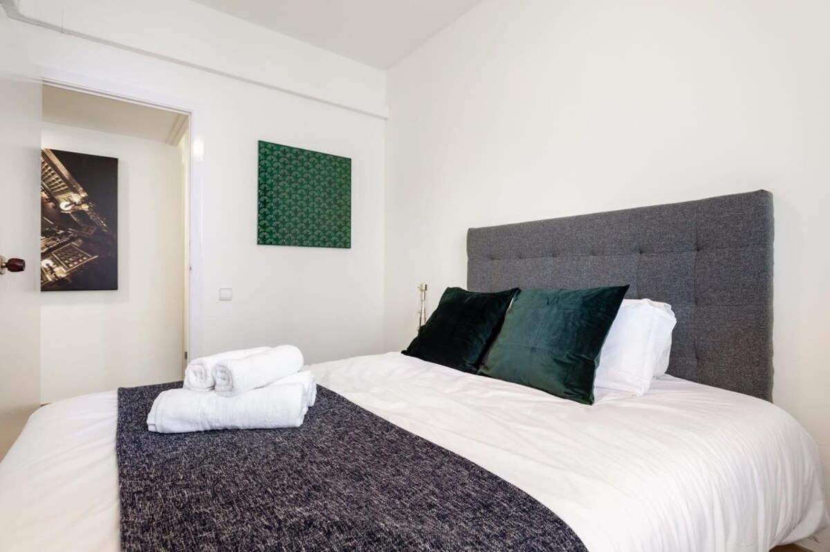 Exclusive Huge 4 Double Bedroom City Center Barselona Dış mekan fotoğraf